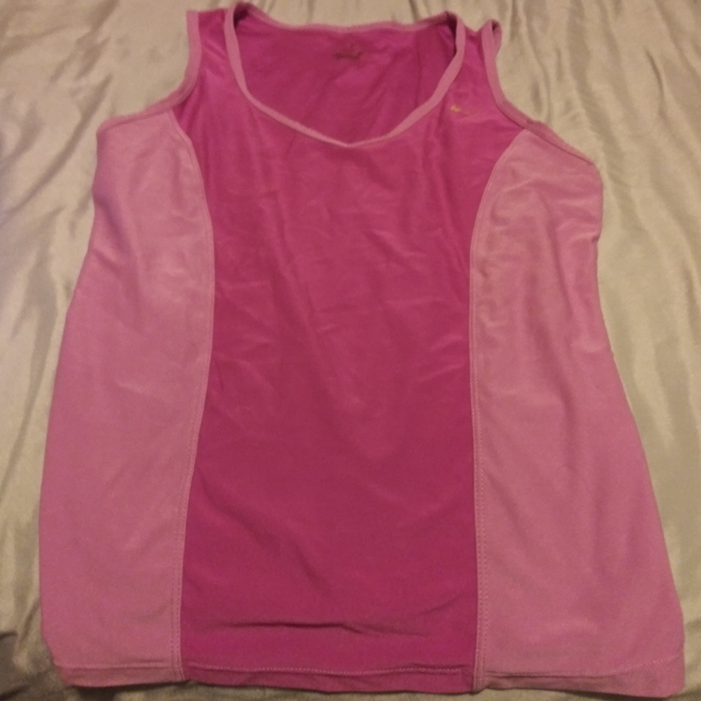 WOMENS SMALL NIKE ACTIVE WEAR TOP